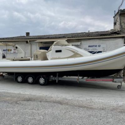 CHANGEMENT FLOTTEUR NUOVAJOLLY 34 (10m)